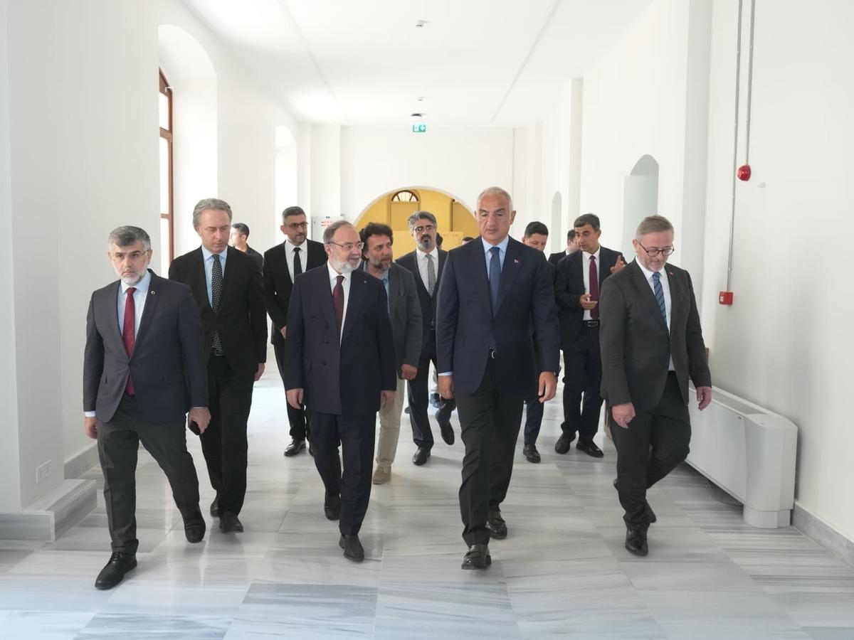 Bakan Ersoy: Medeniyet birikimimizi ilimle buluşturan &ccedil;alışmaları memnuniyetle takip ediyoruz 5