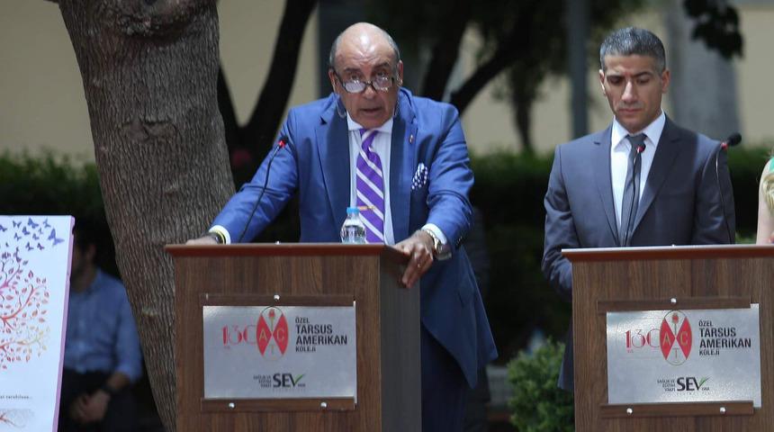 Muhtar Kent'ten gençlere altın öğütler