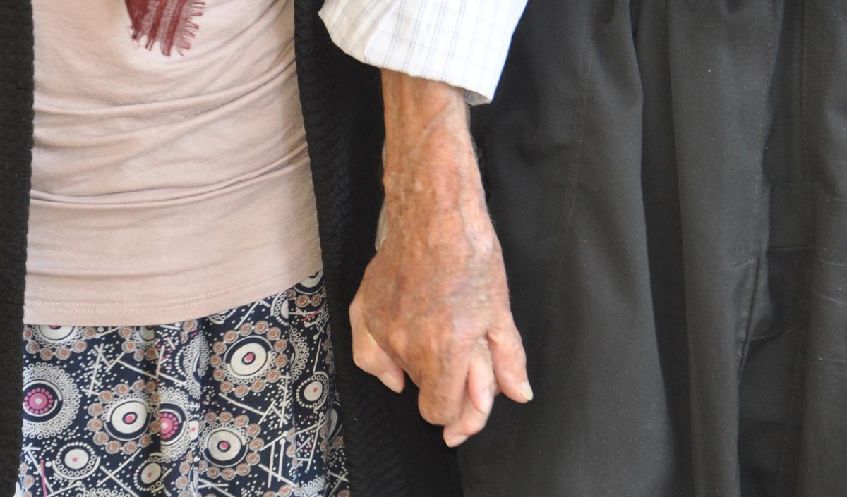 İkisi de 100 yaşını geçti! 73 yıllık evliliklerinin formülünü açıkladı 3