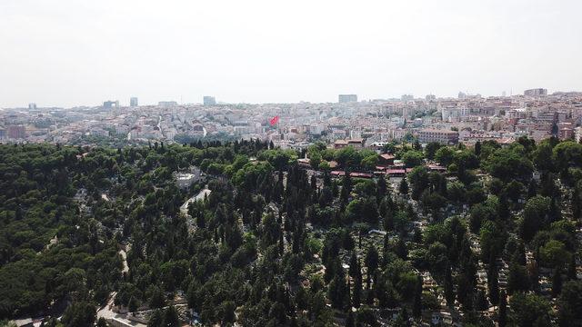 Ölümünün yıl dönümünde Pierre Loti'nin adının verildiği eşsiz manzaralı tepe böyle fotoğraflandı