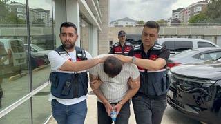 Son dakika: Jandarma, bagajdaki boya kutularında 2 bin 653 uyuşturucu hap ele ge&ccedil;irdi