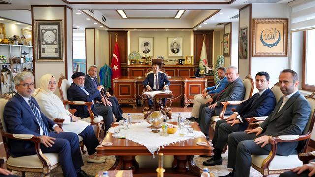 Bakan Yusuf Tekin: Osmanlı ile Cumhuriyet'i barıştırmamız lazım