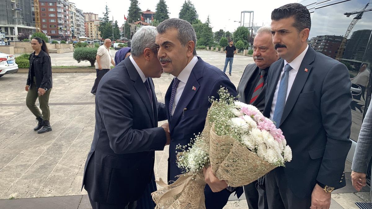 Bakan Yusuf Tekin: "Osmanlı ile Cumhuriyet i barıştırmamız lazım" 4