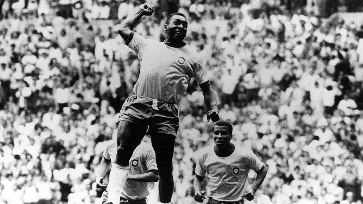 Pele nin 1958 Dünya Kupası finali forması rekor fiyata satıldı! 2