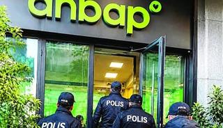 Ahbap Derneği kurucusu Alper &Ccedil;elik tutuklandı