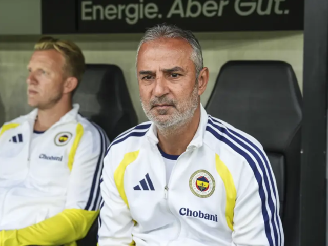 UEFA'ya bildirildi! F.Bah&ccedil;e'nin Avrupa kadrosunda s&uuml;rpriz