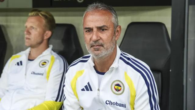 UEFA'ya bildirildi! Fenerbahçe'nin Avrupa kadrosunda sürpriz