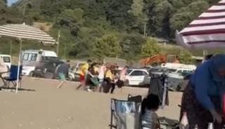 Denizde boğulma tehlikesi ge&ccedil;iren kişiyi vatandaşlar kurtardı
