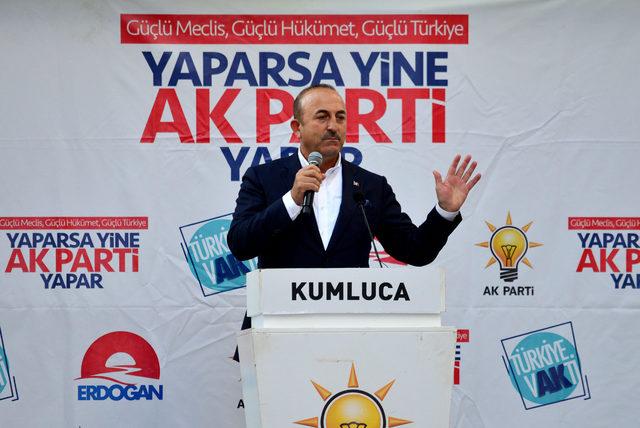 Bakan Çavuşoğlu: Adliyelerimizi merdiven altından kurtardık 