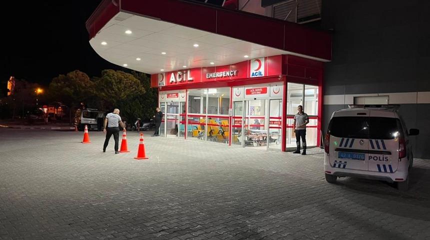 Karapınar&rsquo;da motosiklet ile otomobil &ccedil;arpıştı: 2 yaralı