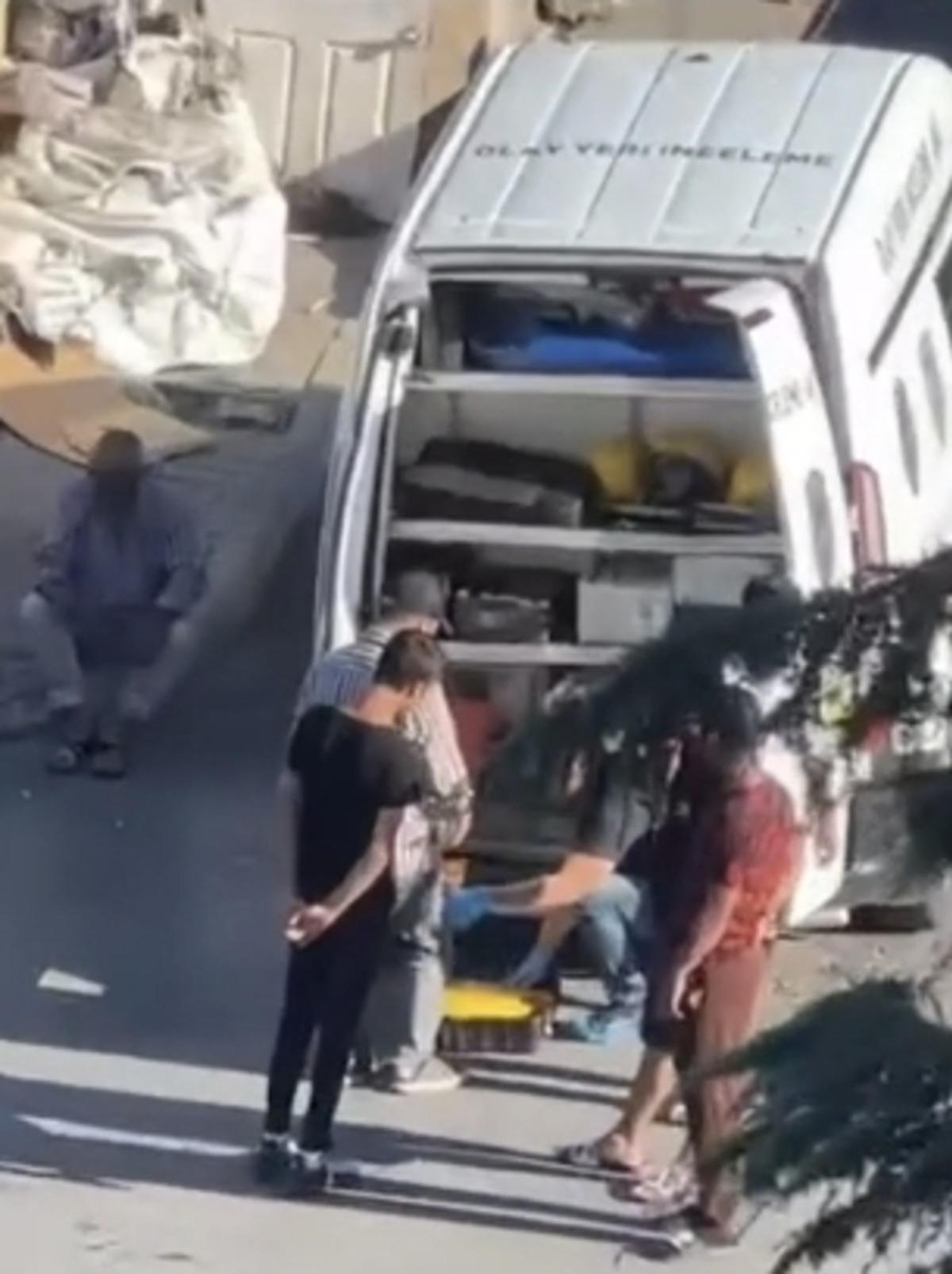 Sadece bayılmıştı, hastaneye gidene kadar hayatını kaybetti! Ambulansı aramamışlar 3