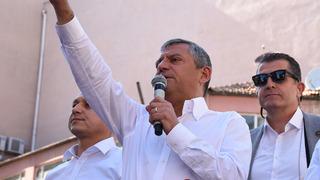 Son dakika: &Ouml;zg&uuml;r &Ouml;zel ile ilgili &ccedil;arpıcı İYİ Parti iddiası! Canlı yayında a&ccedil;ıkladı