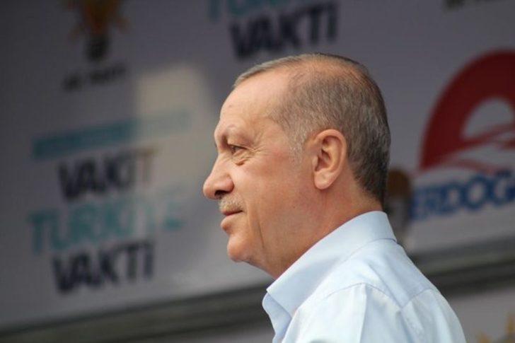 ‘BEDEN DİLİ SAKİN VE İDDİALI OLMALI’ (Pek çok dünya liderine danışmanlık yaptınız, onlara en çok ne önerdiniz? )