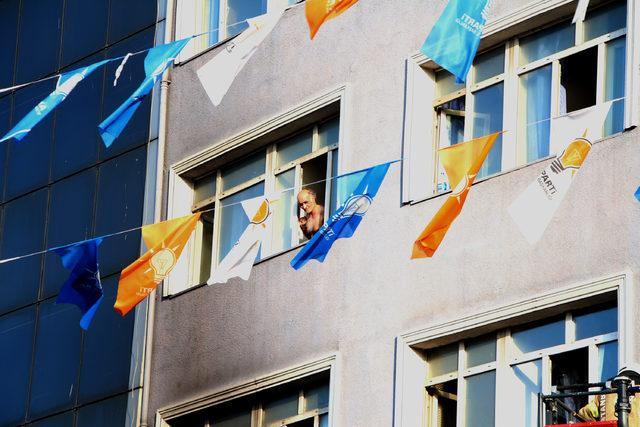 Beyoğlu'ndaki bir otelde korkutan yangın