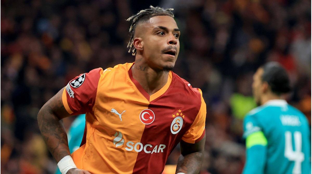 Galatasaray da hiç beklenmedik kriz! Kampa katılmadı: İmza parası vermezseniz ayrılırım 1