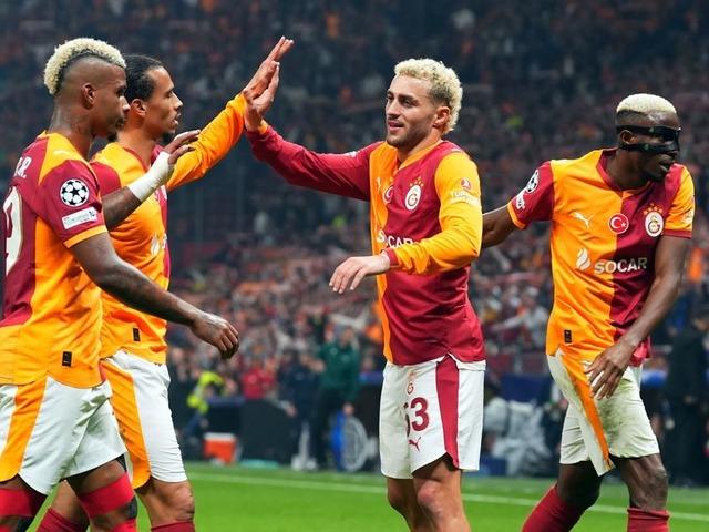 Galatasaray'da hi&ccedil; beklenmedik kriz! Kampa katılmadı: İmza parası vermezseniz ayrılırım