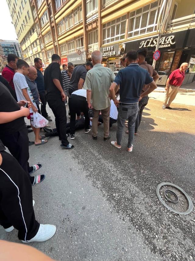 Elazığ’da otomobilin çarptığı yaya ağır yaralandı 1