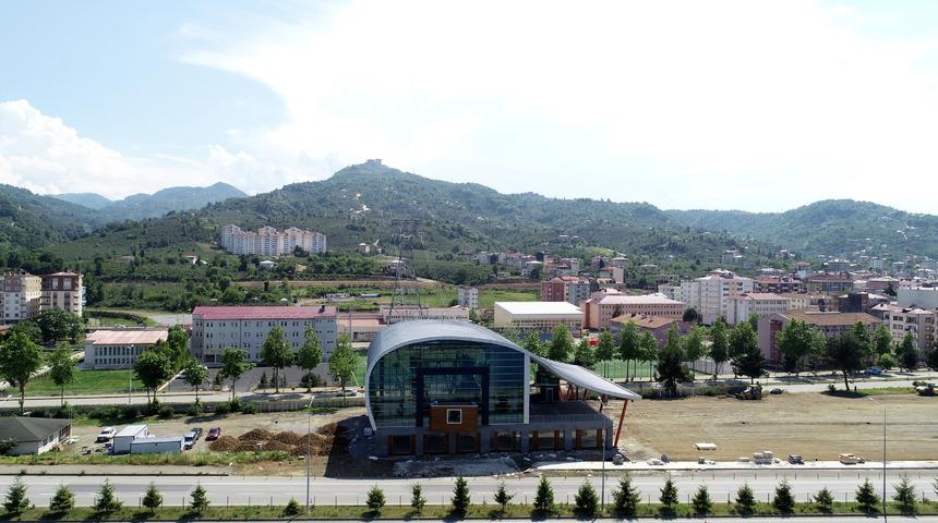 Karadeniz'in en uzun teleferik hattı tamamlandı