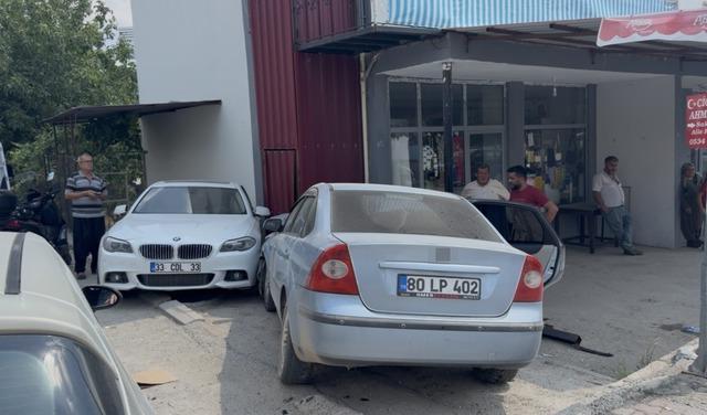 Osmaniye’de otomobiller çarpıştı: 1 yaralı 3