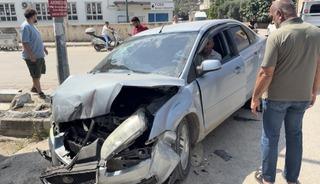Osmaniye&rsquo;de otomobiller &ccedil;arpıştı: 1 yaralı