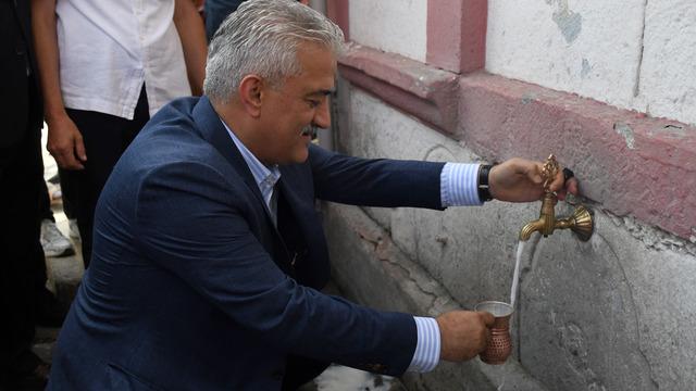 Atatürk'ün Düzce'ye gelişinin 92. yıl dönümünde köy çeşmesinden ayran akıtıldı