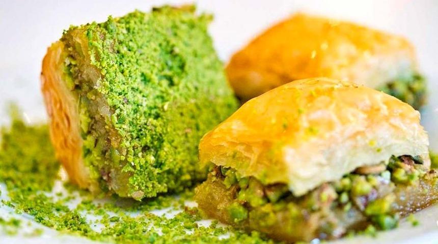 Antepli ustalar gibi lezzetli baklava yapmanın 5 sırrı
