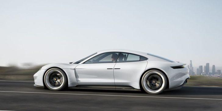 Porsche Türkçe isimli otomobilini duyurdu  G2