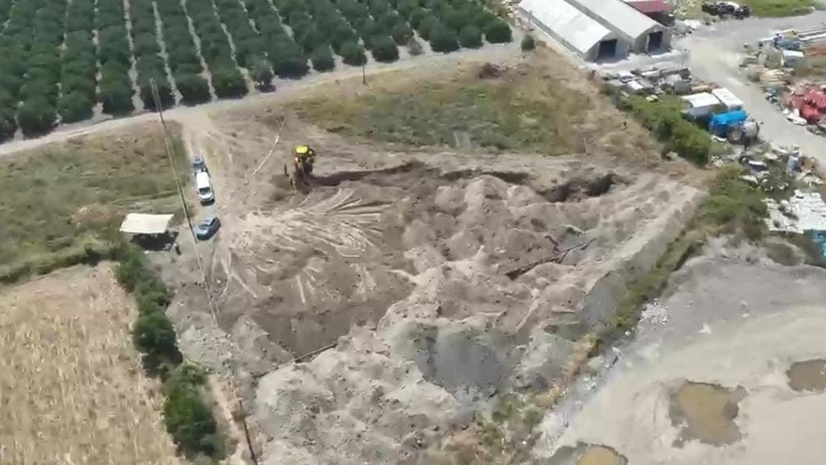 14 yıldır aranan kadının cesedi portakal bahçesinde bulundu