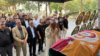 Aziz Üstel, İzmir'de son yolculuğuna uğurlandı