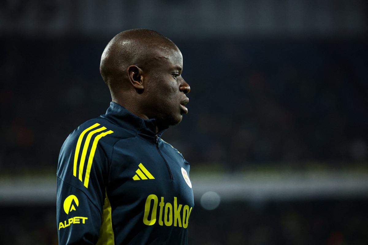 Fenerbahçe UEFA listesini duyurdu! 4 yıldız kadroda yok 2