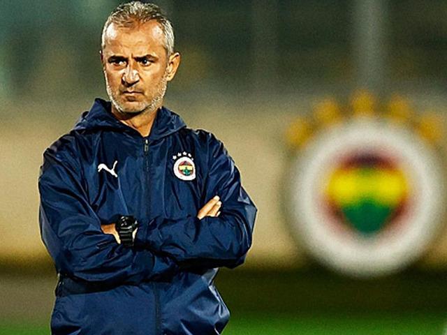 Fenerbah&ccedil;e UEFA listesini duyurdu! 4 yıldız kadroda yok