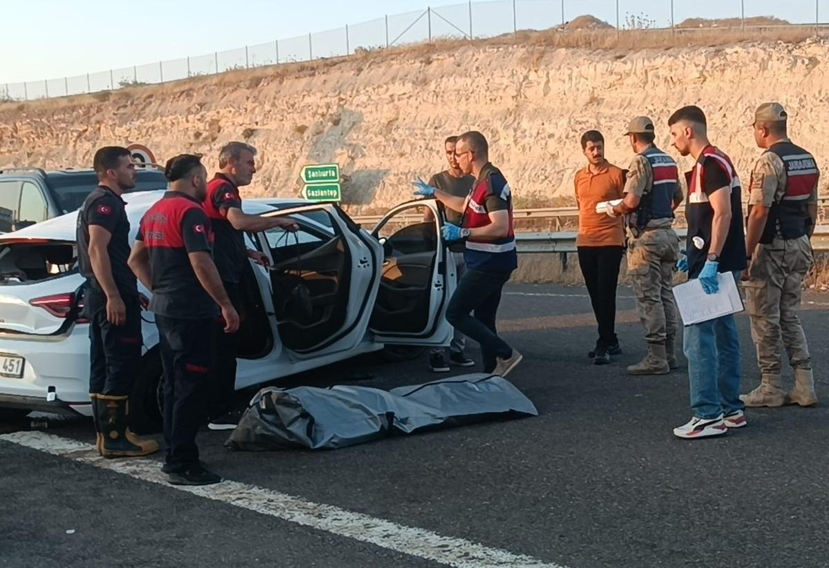 Şanlıurfa da feci kaza: 3 kişi öldü, 8 kişi yaralandı 1