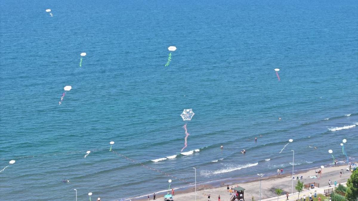 Ordu da 120 uçurtma çocukların mutluluğuyla gökyüzünde buluştu 3