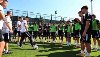 Beşiktaş, Midtjylland ma&ccedil;ı hazırlıklarını s&uuml;rd&uuml;rd&uuml;