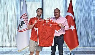 Samsunspor, Elliot Watt&rsquo;ı 4 yıllığına kadrosuna kattı