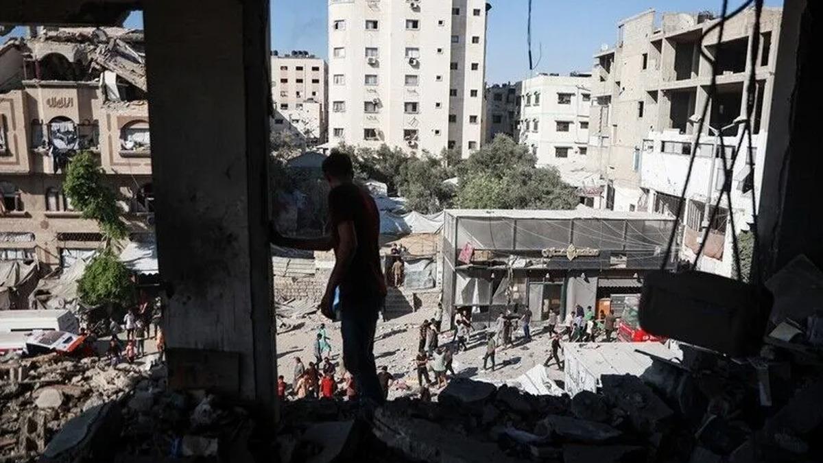 İsrail in Gazze de bugün düzenlediği saldırılarda hayatını kaybedenlerin sayısı 9 a çıktı 1