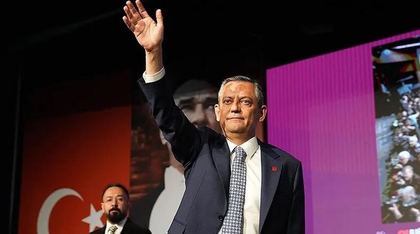 Yeni partide isim s&uuml;rprizi! Sayı ve tarih verdi: CHP'den istifa edecekler