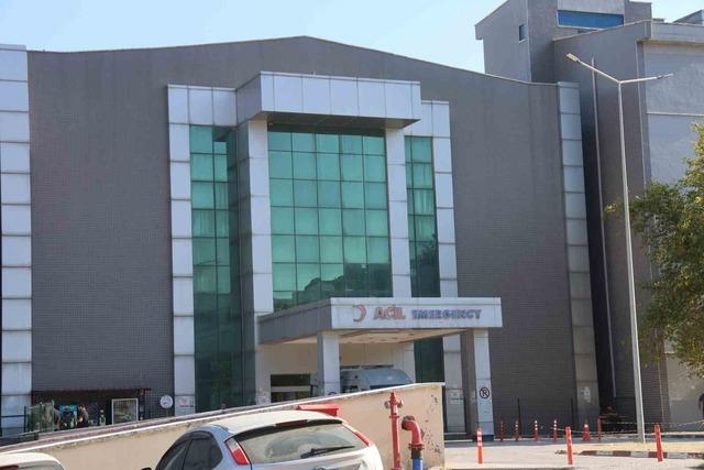 Hatay da isyan ettiren cenaze karışıklığı: Cenaze torbasını açınca inanamadılar 4