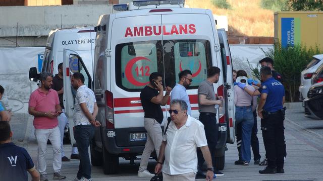 İki ablasını boğazladı, birini öldürdü! "İçine şeytan girdi" deyip saldırdı 1