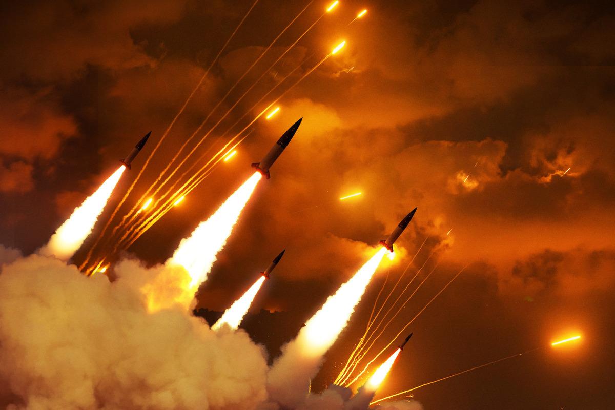 İran’ın yeni kozu sahaya indi, Pentagon şaşkın! ABD savunmasını manevrayla aştı 1