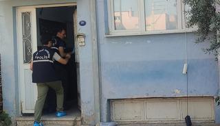 Tartıştığı arkadaşını bı&ccedil;akla &ouml;ld&uuml;rd&uuml;!