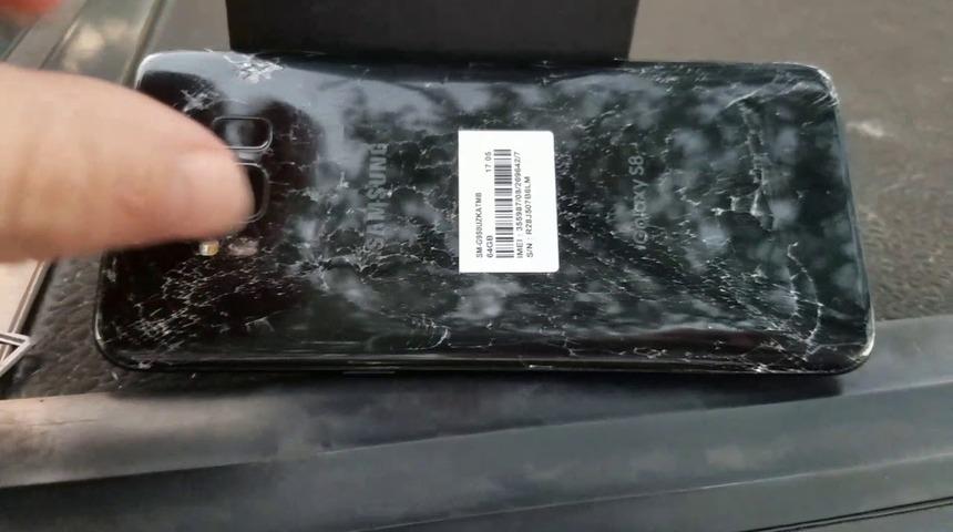 Travma geri döndü: Samsung Galaxy S8 patladı!