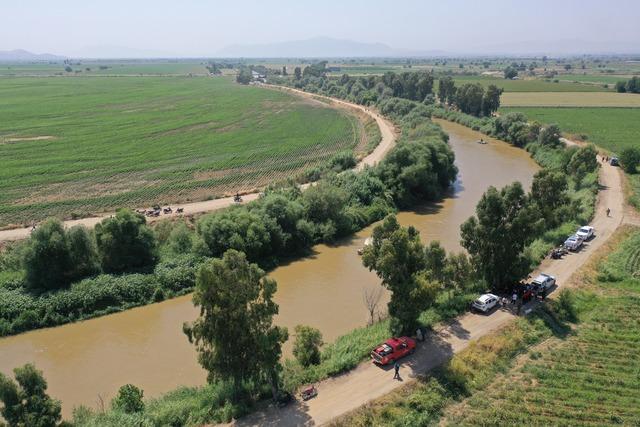 Aydın da nehirde boğulan çocuğun cenazesi toprağa verildi 2