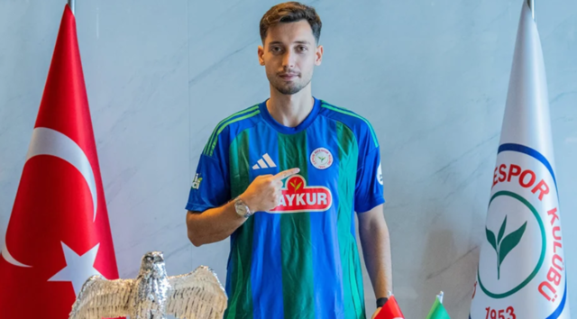 Beşiktaş'ta Tayyip Talha Sanuç, Çaykur Rizespor'a transfer oldu