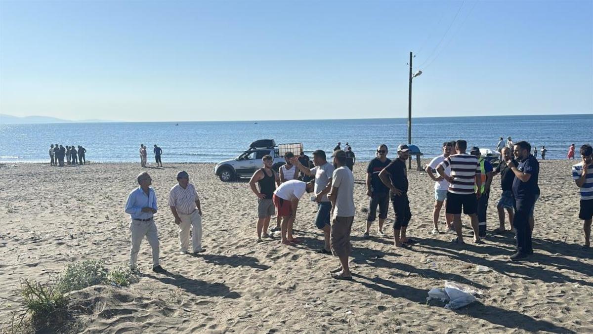 Samsun da tekne faciası! Alabora oldu: Aynı aileden 3 kişi kurtarıldı, 2 kişi öldü, 1 kişi kayıp 4
