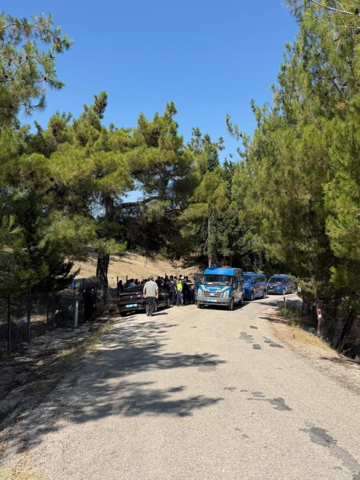 Kalp krizi sonucu hayatını kaybeden uzman çavuş son yolculuğuna uğurlandı 1