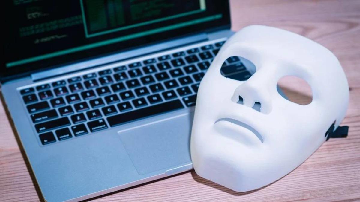 Derin Kurgu (Deepfake) ile Artan Finansal Dolandırıcılıkları &Ouml;nlemek İ&ccedil;in 10 Kritik T&uuml;yo 8