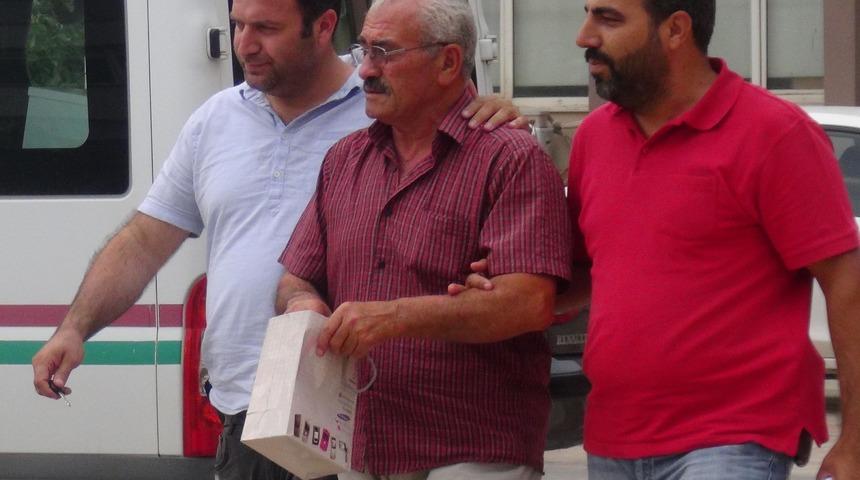 Hafriyat kamyonunun altında kalan engelli anne ile oğlu toprağa verildi (3)