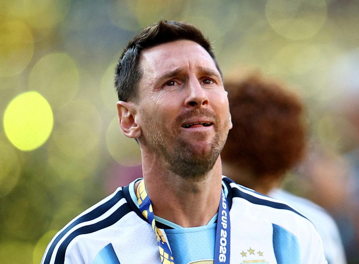 Lionel Messi kendisini tutamadı! Ma&ccedil;ın ardından g&ouml;zyaşlarına boğuldu