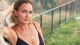 Ceyda Düvenci'den tatil pozları! Fit haliyle tüm dikkatleri üzerine çekti